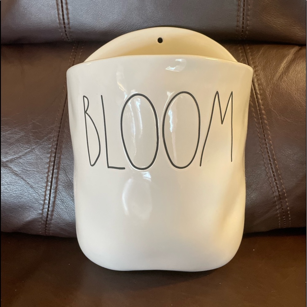 Rae Dunn BLOOM Wall Vases (2)